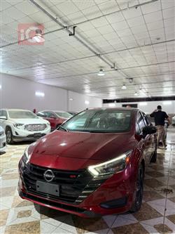 نيسان فيرسا